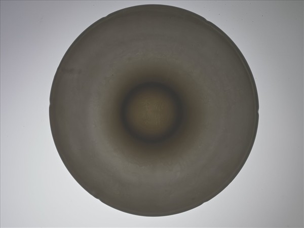 甜白半脫胎五龍葵瓣口碗