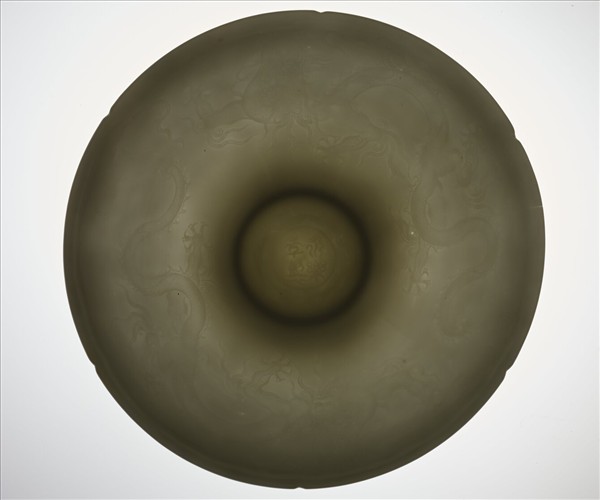 甜白半脫胎五龍葵瓣口碗