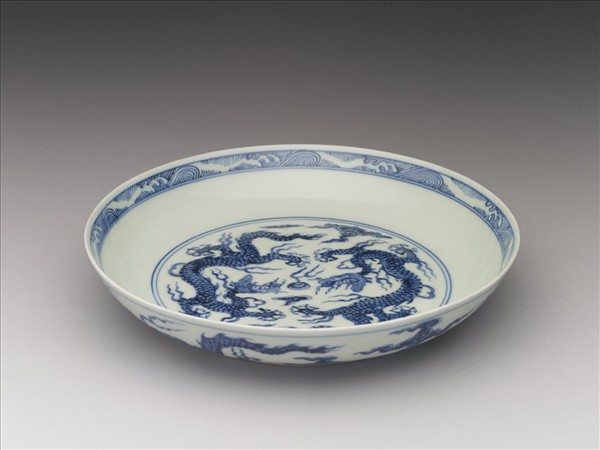 青花雲龍紋盤