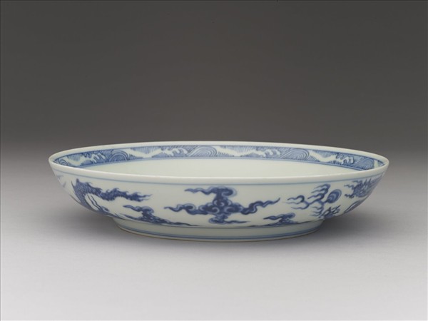 青花雲龍紋盤