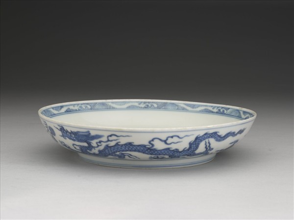 青花雲龍紋盤