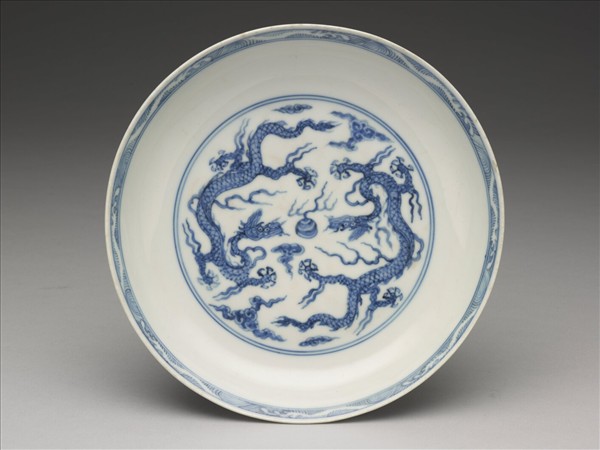 青花雲龍紋盤