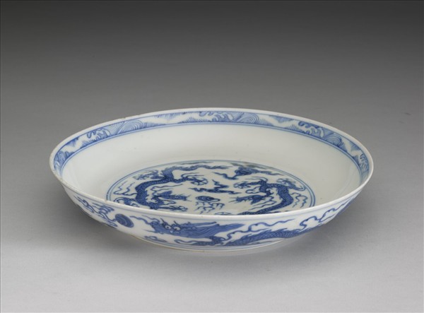 青花雲龍紋盤
