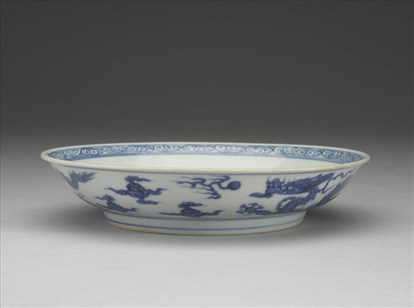 青花雙龍戲珠紋盤