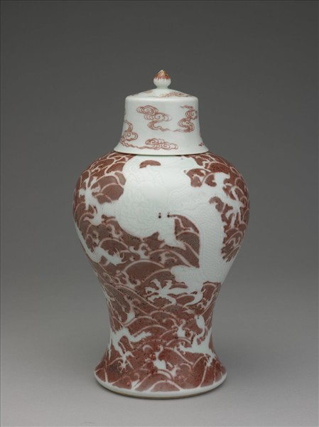 釉裡紅波濤白龍紋梅瓶