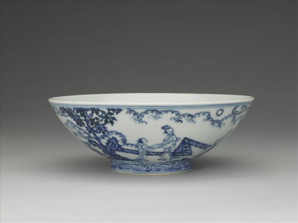 青花庭園仕女圖碗