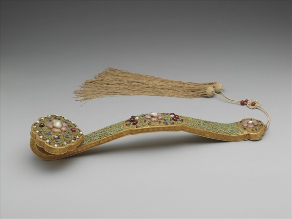 鍍金纍絲鑲珠寶蟠枝花如意