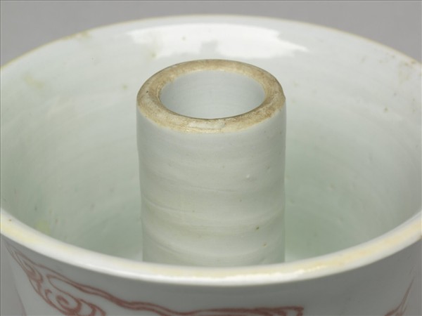 釉裡紅波濤白龍紋梅瓶