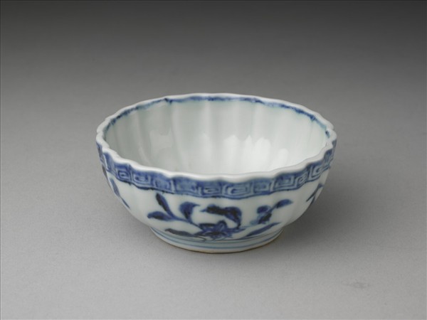 青花花果紋葵花式杯