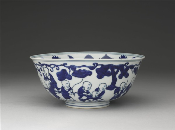 青花嬰戲圖碗