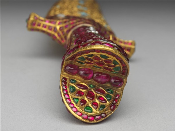 金嵌寶石降魔寶刀