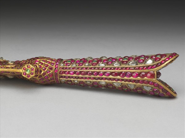 金嵌寶石降魔寶刀