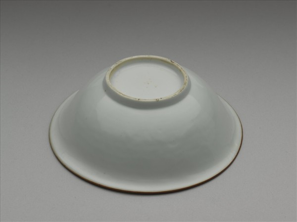 青白瓷印花蓮塘鷺鷥紋碗