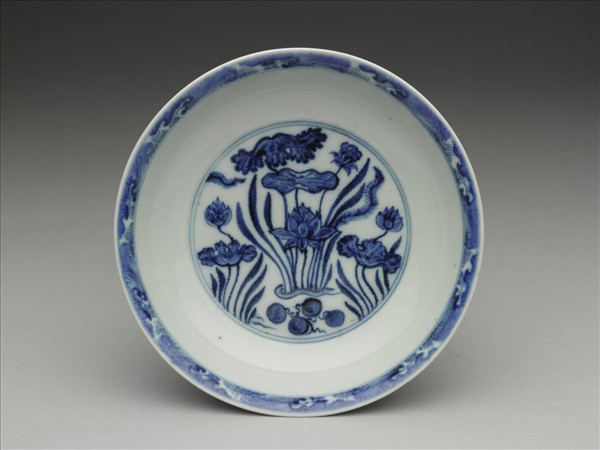 青花蓮塘紋盤
