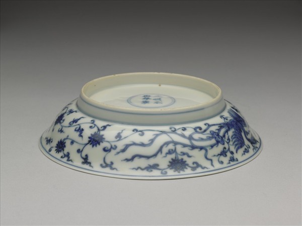 青花穿蓮鳳凰紋盤