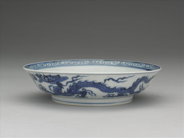 青花雲龍紋盤