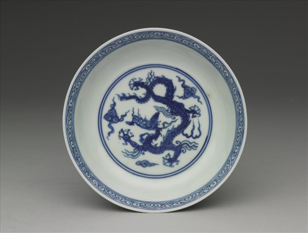 青花雲龍紋盤