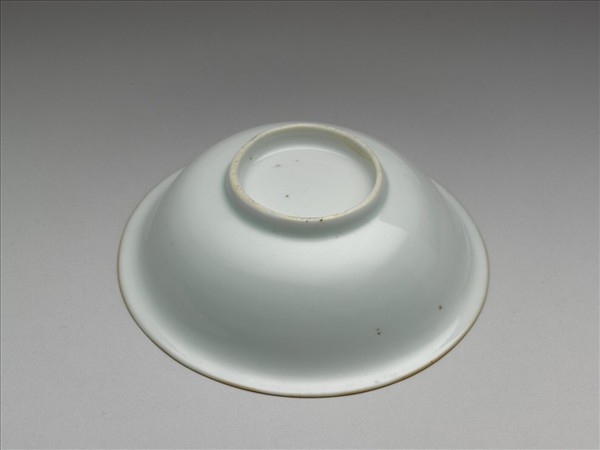 青白瓷印花蓮塘鷺鷥紋碗