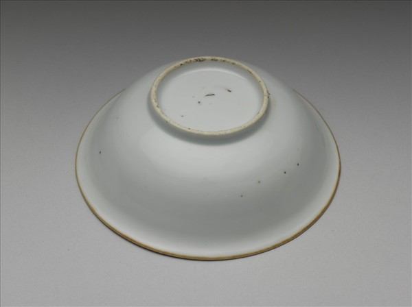 青白瓷印花蓮塘鷺鷥紋碗