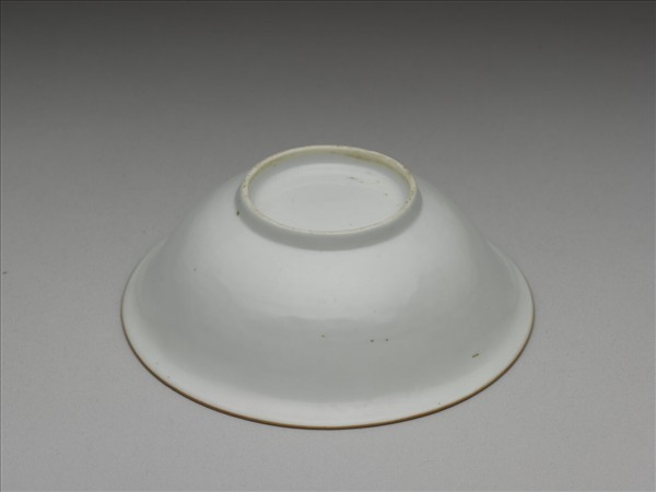 青白瓷印花蓮塘鷺鷥紋碗