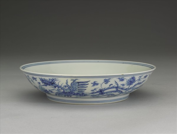 青花穿蓮鳳凰紋盤