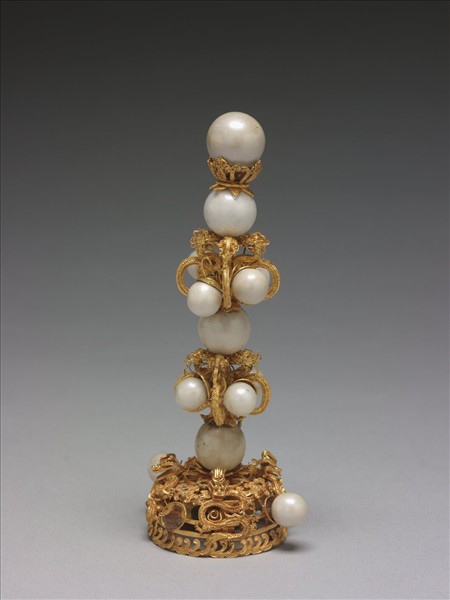 金鑲東珠朝帽頂