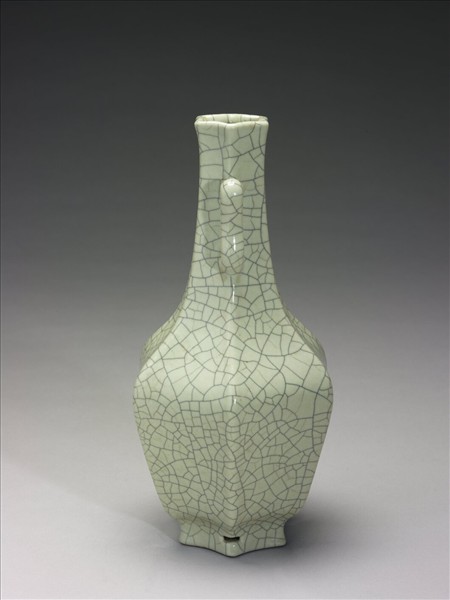 仿哥釉六楞雙耳瓶