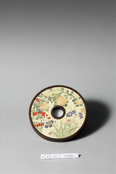 〈西清續鑑‧第二十一冊〉鏡匣雕刻木蓋附董誥〈花卉〉