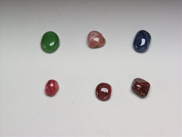 碧璽、玉等飾件