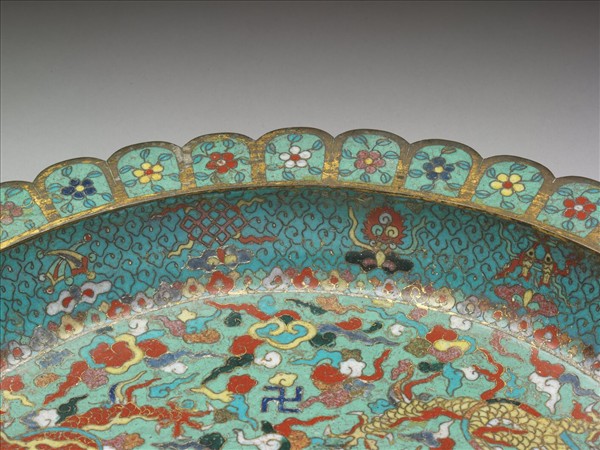 掐絲琺瑯雙龍盤