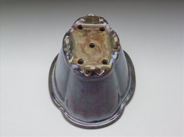 鈞窯 天藍葡萄紫海棠式瓷盆