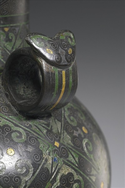 錯金銀雲雷紋壺