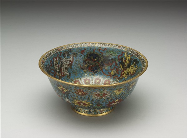 掐絲琺瑯獅戲圖碗