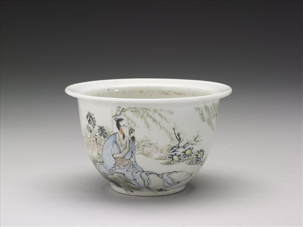粉彩〈飲酒〉詩意圖花盆