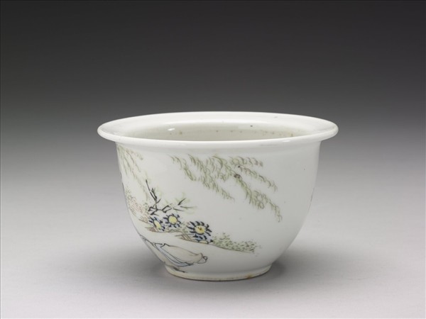 粉彩〈飲酒〉詩意圖花盆