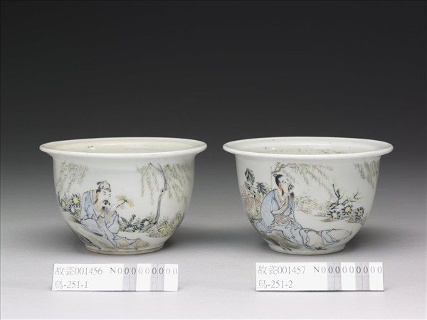 粉彩〈飲酒〉詩意圖花盆