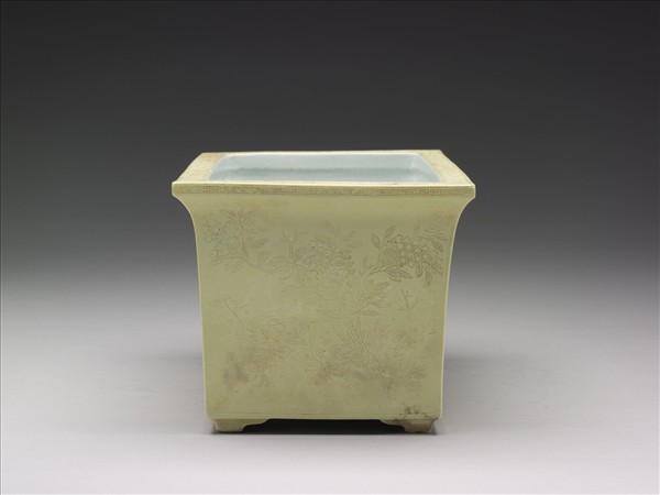 黃釉劃花紋長方盆