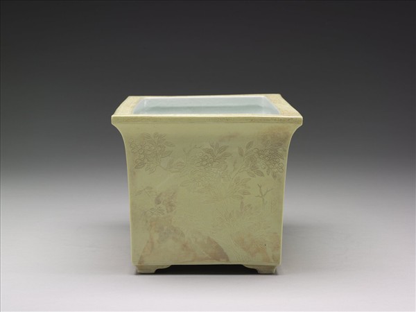 黃釉劃花紋長方盆