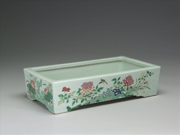 粉彩花卉紋長方盆