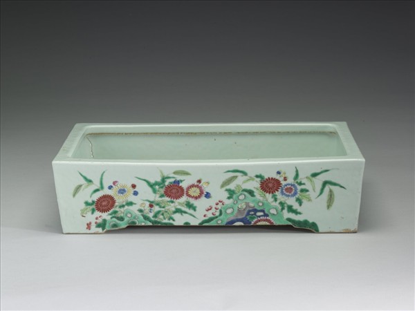 粉彩花卉紋長方盆