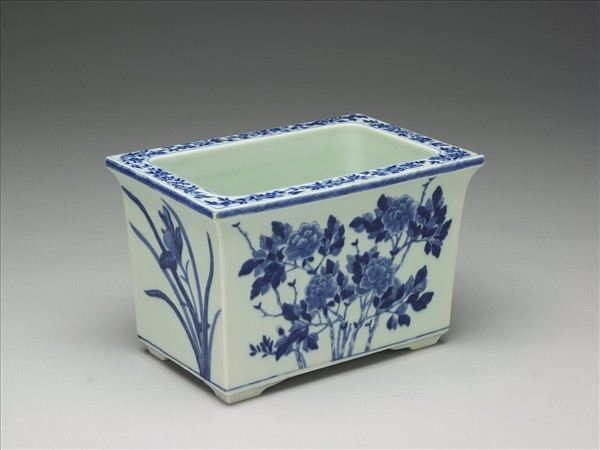青花牡丹紋長方盆