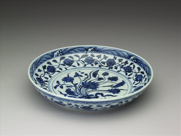 青花四季花卉大盤