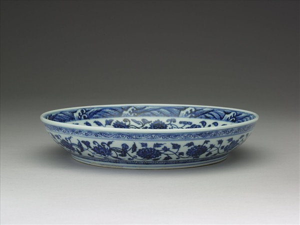 青花四季花卉大盤