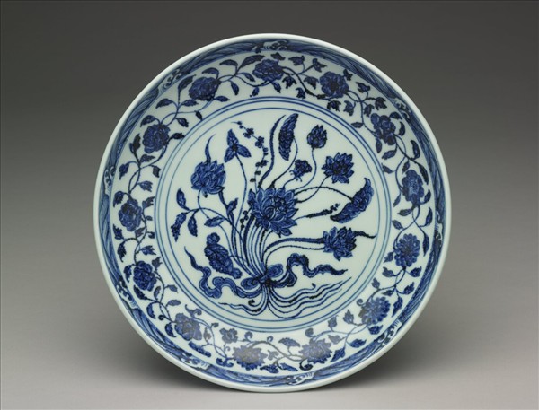 青花四季花卉大盤