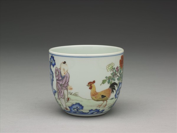 粉彩雞缸杯