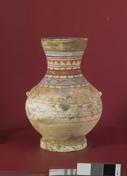 灰陶加彩神獸壺