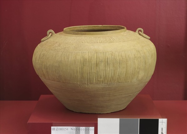 灰釉直紋雙耳罐