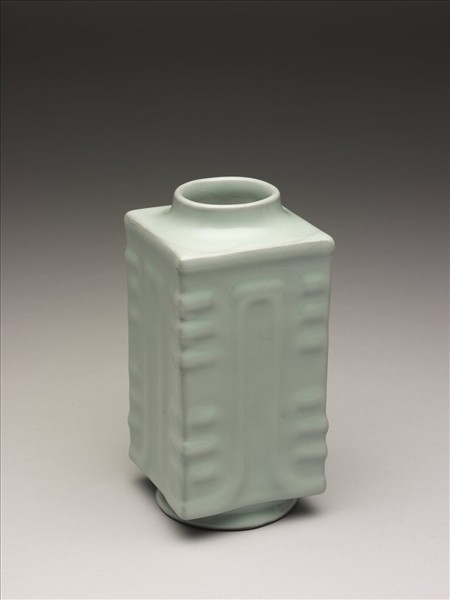 青瓷琮式瓶