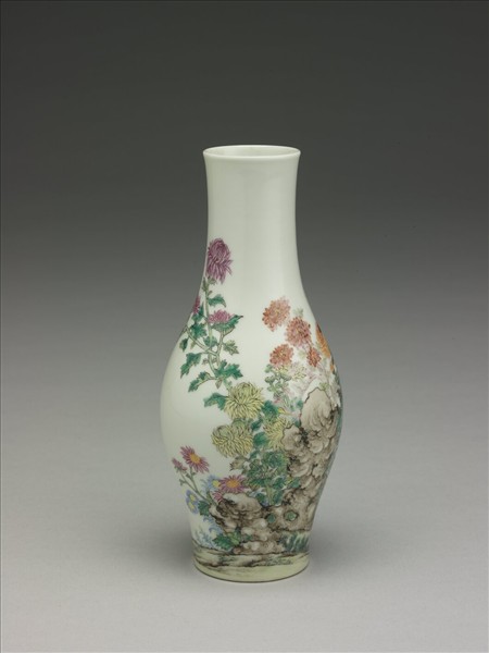 琺瑯彩菊花圖橄欖瓶