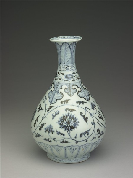 青花番蓮紋玉壺春瓶